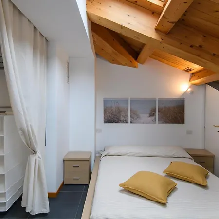 Apartment Guesthost - Branca 54 Flat In Center Of